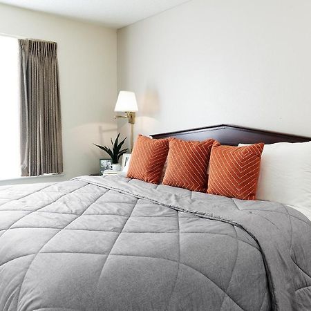 Intown Suites Extended Stay Houston Tx - Iah Airport Exteriör bild